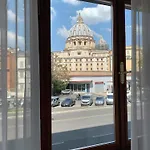 St Peter's View Řím