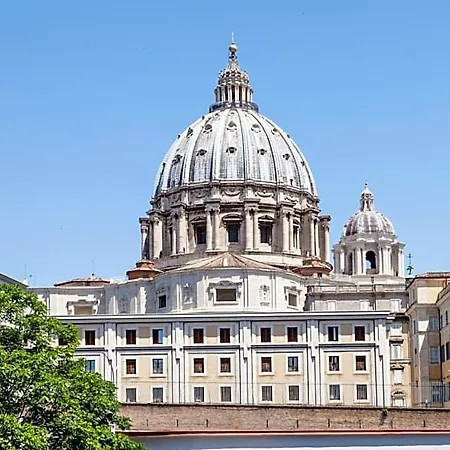 St Peter's View 4*